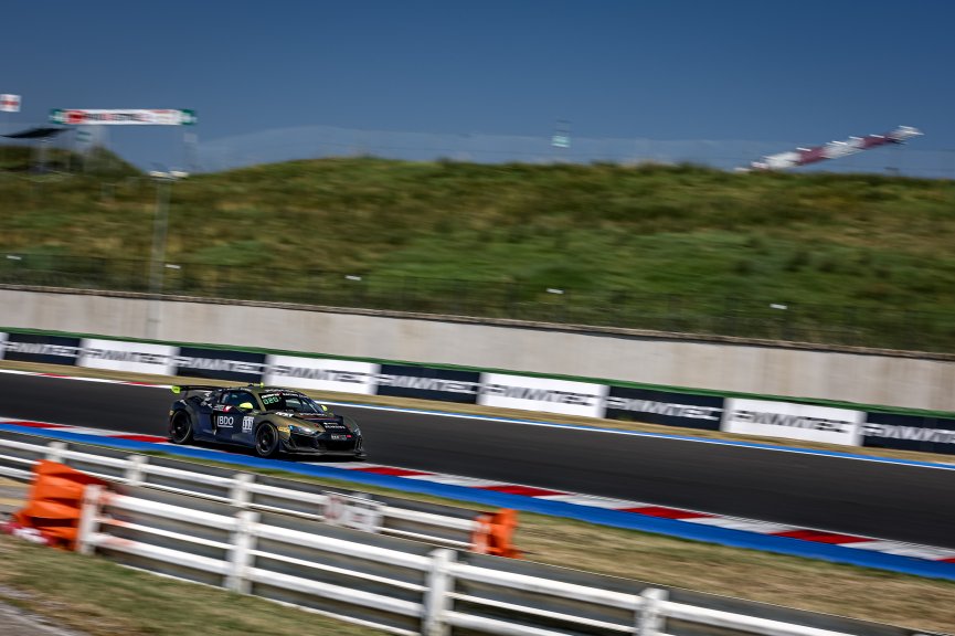 #111 - CSA Racing - Gael CASTELLI - Alexandre COUGNAUD - Audi R8 LMS GT4 - Silver, GT4 European Series, Qualifyings
