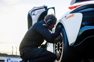 #812 - RAFA Racing Team - Jon LANCASTER - Rafael MARTINEZ - McLaren Artura GT4
 | SRO/JEP