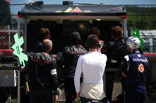 Mirage Racing on the pit wall
 | SRO/JEP