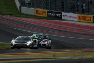 #81 - RAFA Racing Team - Jemima HEPWORTH - Cameron LAWRENCE - McLaren Artura GT4 | SRO\JEP