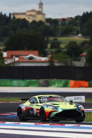 #82 - Racing Spirit of Léman - Matéo VILLAGOMEZ - Jamie DAY - Aston Martin Vantage AMR GT4 EVO
 | SRO / JEP