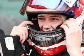 #81 - RAFA Racing Team - Jemima HEPWORTH - McLaren Artura GT4
 | SRO / JEP