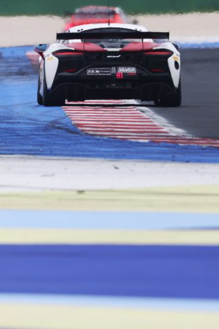#81 - RAFA Racing Team - Jemima HEPWORTH - Cameron LAWRENCE - McLaren Artura GT4
 | SRO / JEP