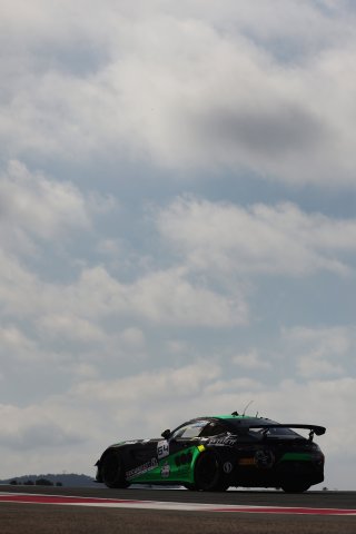 #64 - Vic'TEAM - Eric TREMOULET - Olivier JOUFFRET - Mercedes-AMG GT4
 | SRO / JEP