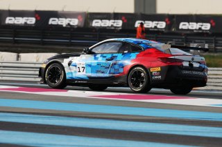#17 - L'Espace Bienvenue - Ricardo VAN DER ENDE - Benjamin LESSENNES - BMW M4 GT4 G82 EVO
 | SRO / JEP