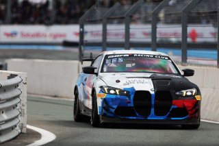 #17 - L'Espace Bienvenue - Ricardo VAN DER ENDE - Benjamin LESSENNES - BMW M4 GT4 G82 EVO
 | SRO / JEP