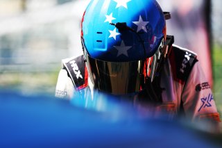 Drivers in the pitlane
 | SRO / JEP
