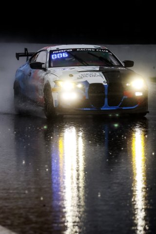 #17 - L'Espace Bienvenue - Ricardo VAN DER ENDE - Benjamin LESSENNES - BMW M4 GT4 G82 EVO
 | SRO / JEP