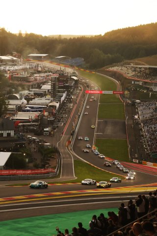 GT4 Start #32 - W&S Motorsport - Hendrik STILL - Joachim BOLTING - Porsche 718 Cayman GT4 RS CS Leads
 | SRO / JEP