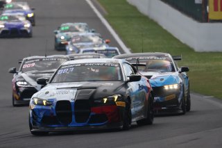 #17 - L'Espace Bienvenue - Ricardo VAN DER ENDE - Benjamin LESSENNES - BMW M4 GT4 G82 EVO
 | SRO / JEP