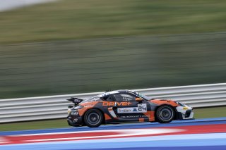 #24 - JSB Competition - Viny BELTRAMELLI - Nicco FERRARIN - Porsche 718 Cayman GT4 RS CS
 | SRO / JEP