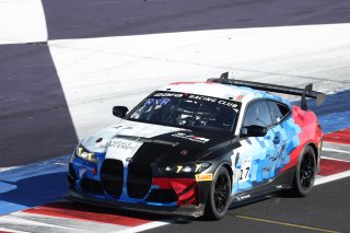 #17 - L'Espace Bienvenue - Ricardo VAN DER ENDE - Benjamin LESSENNES - BMW M4 GT4 G82 EVO
 | SRO / JEP