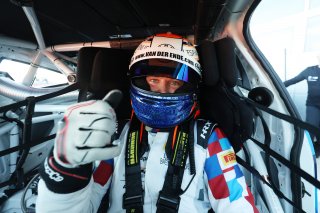 #17 - L'Espace Bienvenue - Ricardo VAN DER ENDE - BMW M4 GT4 G82 EVO
 | SRO / JEP