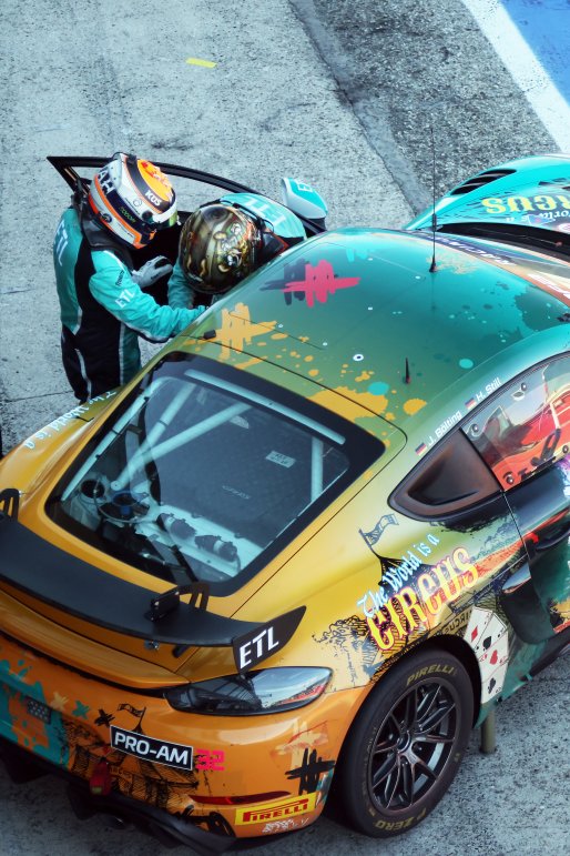 #32 - W&S Motorsport - Hendrik STILL - Joachim BOLTING - Porsche 718 Cayman GT4 RS CS
 | SRO / JEP