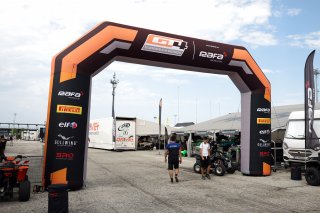 GT4 Paddock
 | SRO / JEP