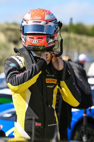 #78 - Elite Motorsport with Entire Race Engineering - Josh RATTICAN - McLaren Artura GT4
 | SRO / JEP