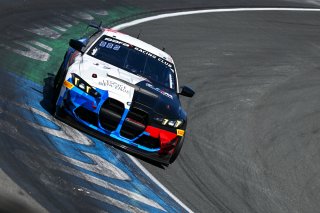 #17 - L'Espace Bienvenue - Ricardo VAN DER ENDE - Benjamin LESSENNES - BMW M4 GT4 G82 EVO
 | SRO / JEP