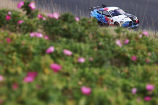 #17 - L'Espace Bienvenue - Ricardo VAN DER ENDE - Benjamin LESSENNES - BMW M4 GT4 G82 EVO
 | SRO / JEP