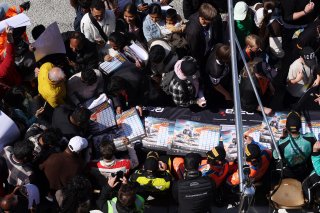 Fans at the Autograph Session
 | SRO / JEP