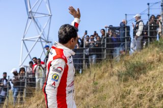 #28 - AV Racing - Ajith KUMAR - Porsche 718 Cayman GT4 RS CS with fans | SRO / JEP