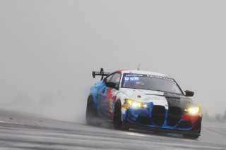 #17 - L'Espace Bienvenue - Ricardo VAN DER ENDE - Benjamin LESSENNES - BMW M4 GT4 G82 EVO
 | SRO / JEP