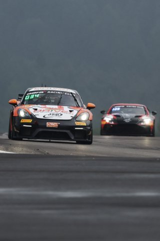 #24 - JSB Competition - Viny BELTRAMELLI - Nicco FERRARIN - Porsche 718 Cayman GT4 RS CS
 | SRO / JEP