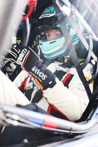 #812 - Rafa Racing by Race Lab - Callum DAVIES - McLaren Artura GT4
 | SRO / JEP