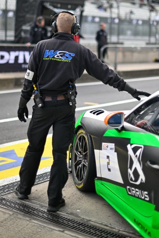 #2 - Nova Racing - Edvin HELLSTEN - Daniel NILSSON - Porsche 718 Cayman GT4 RS CS
 | SRO / JEP