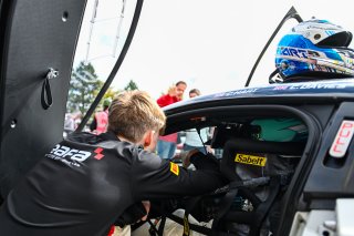 #812 - Rafa Racing by Race Lab - Callum DAVIES - Charlie HART - McLaren Artura GT4
 | SRO / JEP