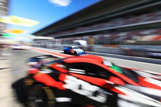 #17 - L'Espace Bienvenue - Ricardo VAN DER ENDE - Benjamin LESSENNES - BMW M4 GT4 G82 EVO
 | SRO / JEP