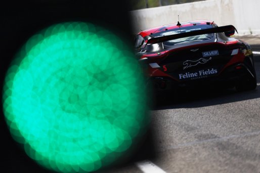 #5 - Mirage RACING - Ruben DEL SARTE - Roberto FARIA - Aston Martin Vantage AMR GT4 EVO
 | SRO / JEP