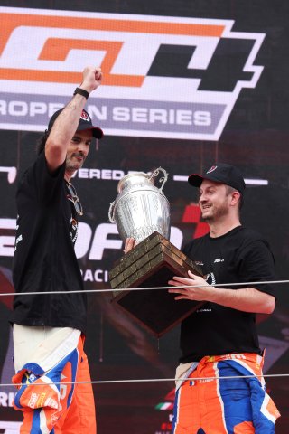 #3 - Team Speedcar - Benjamin LARICHE - Robert CONSANI - Audi R8 LMS GT4
 | SRO / JEP