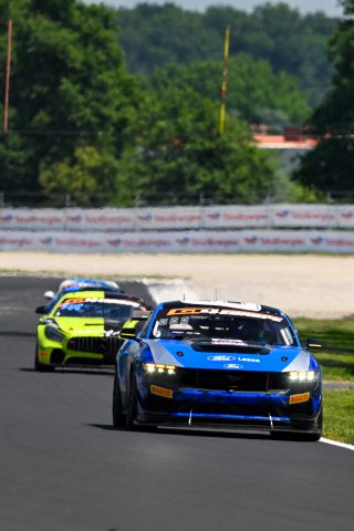 #61 - Academy Motorsport - Nathan VANSPRINGEL - Erik EVANS - Ford Mustang GT4 | SRO / JEP