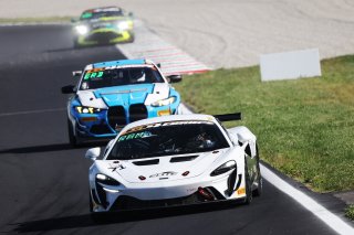 #71 - Elite Motorsport with Entire Race Engineering - Charlie ROBERTSON - Ravi RAMYEAD - McLaren Artura GT4 | SRO / JEP