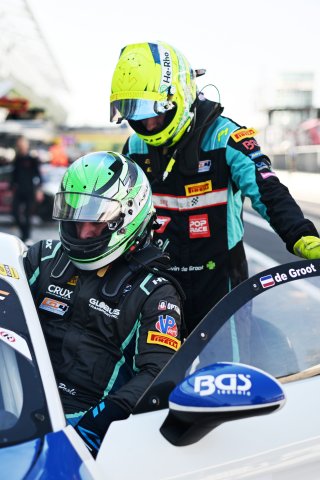 #85 - SRS Team Sorg Rennsport - Calvin DE GROOT - Ross POOLE - Porsche 718 Cayman GT4 RS CS | SRO / JEP