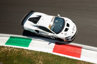 #71 - Elite Motorsport with Entire Race Engineering - Charlie ROBERTSON - Ravi RAMYEAD - McLaren Artura GT4 | SRO / JEP