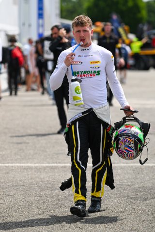 #77 - Elite Motorsport with Entire Race Engineering - Harri REYNOLDS - McLaren Artura GT4 | SRO / JEP