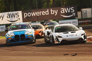 #71 - Elite Motorsport with Entire Race Engineering - Charlie ROBERTSON - Ravi RAMYEAD - McLaren Artura GT4 | SRO / JEP