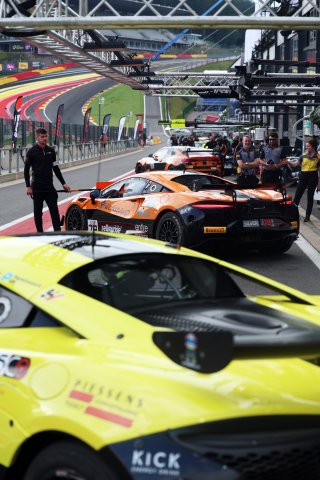 #78 - Elite Motorsport with Entire Race Engineering - Charlie HART - McKenzy CRESSWELL - McLaren Artura GT4 | SRO / JEP