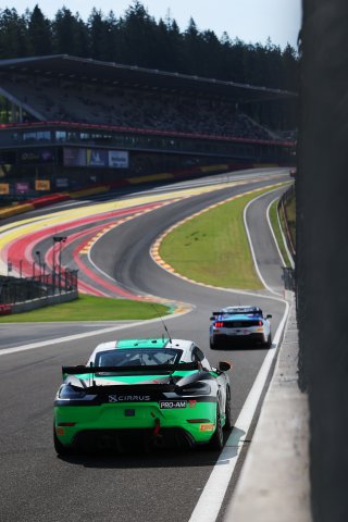 #27 - Nova Racing - Edvin HELLSTEN - Daniel NILSSON - Porsche 718 Cayman GT4 RS CS | SRO / JEP