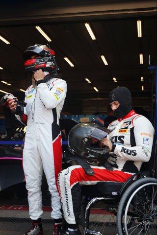 #31 - W&S Motorsport - Alon GABBAY - Tim HORRELL - Porsche 718 Cayman GT4 RS CS | SRO / JEP
