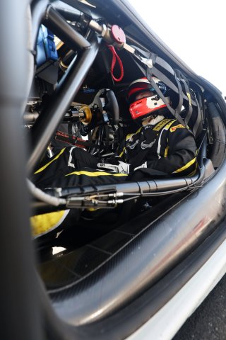 #71 - Elite Motorsport with Entire Race Engineering - Charlie ROBERTSON - McLaren Artura GT4 | JEP / SRO