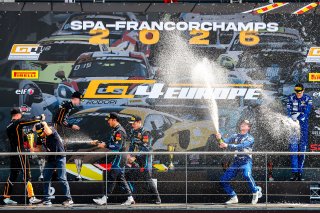 Podium Champagne
 | SRO / JEP
