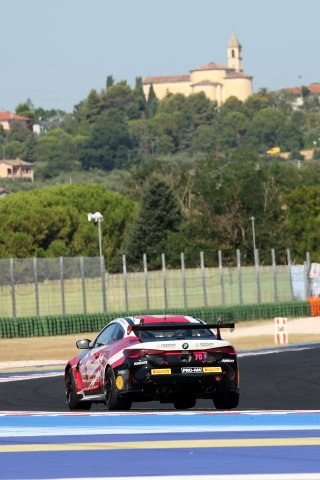 #70 - Razoon - more than racing - Daniel DREXEL - Christopher SALKELD - BMW M4 GT4 G82 EVO | SRO \ JEP