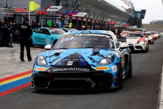 #2 - JW RaceService - Bas Visser - Leon Van Verserveld  - Porsche 718 Cayman GT4 RS CS | SRO / JEP
