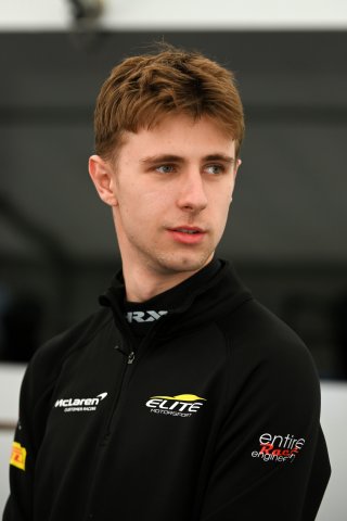 #78 - Elite Motorsport with Entire Race Engineering - McKenzy Cresswell - McLaren Artura GT4 | SRO / JEP
