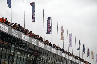 Spectators viewing above the pit lane | SRO / JEP