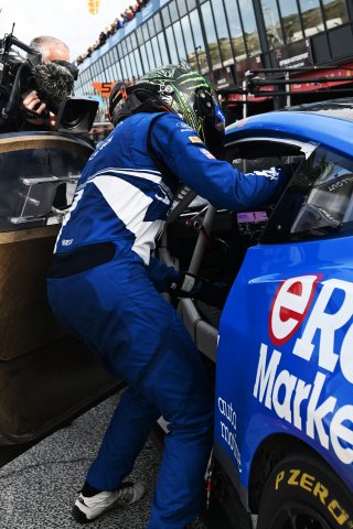#61 - Academy Motorsport - Erik Evans - Ford Mustang GT4 | SRO / JEP