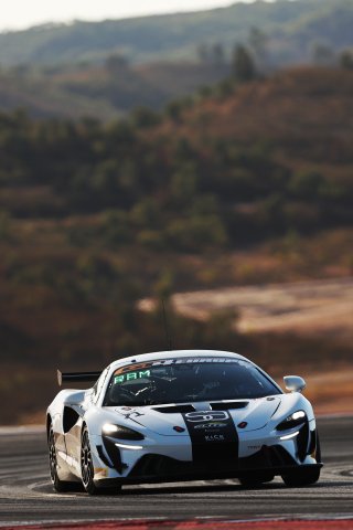 #71 - Elite Motorsport with Entire Race Engineering - Charlie Robertson - Ravi Ramyead - McLaren Artura GT4 | SRO / JEP