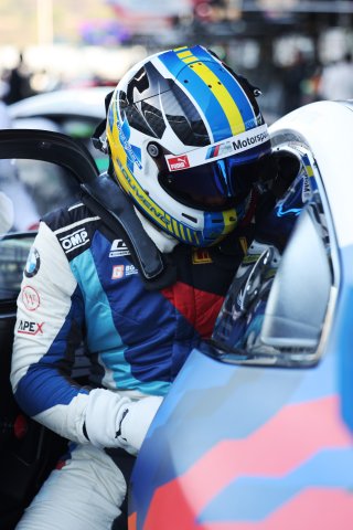 #98 - Schubert Motorsport - Victor Bouveng - BMW M4 GT4 G82 EVO | SRO / JEP